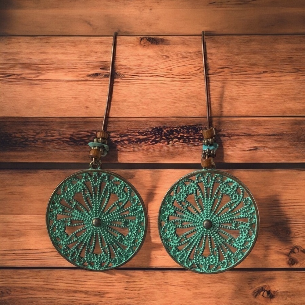 NWT Boho Lightweight Vintage Hippie Dangle Earrings